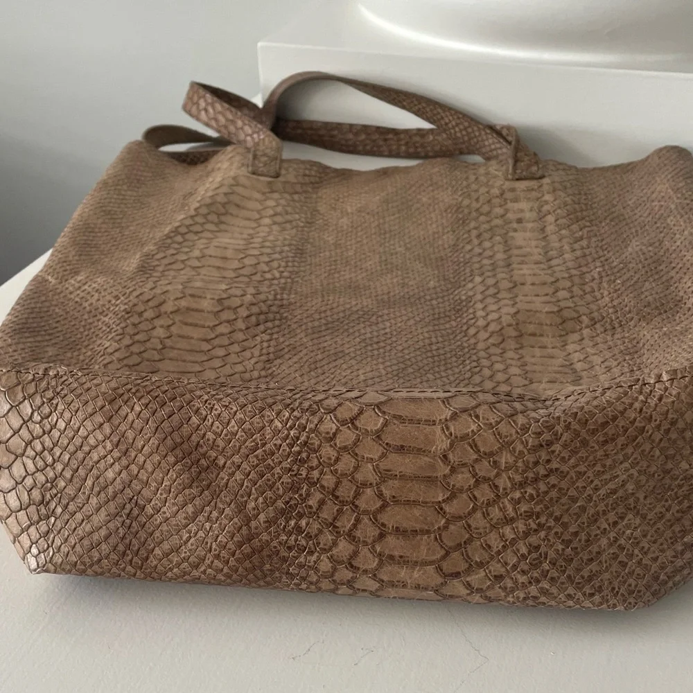 Monserat de Lucca large snakeskin tote bag - Picture 8 of 8